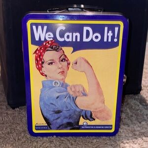 Vintage Style 'We Can Do It!' Lunchbox